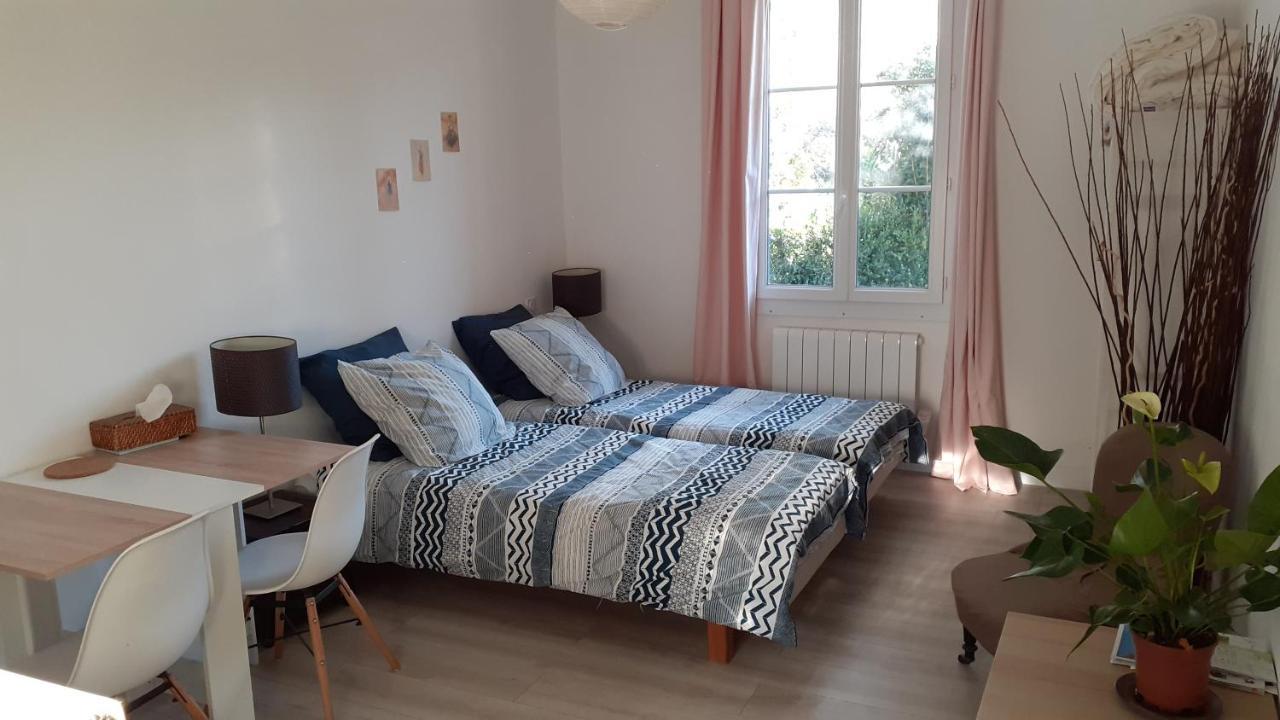 Studio 22M2 Vence Centre Au Calme Apartment Bagian luar foto