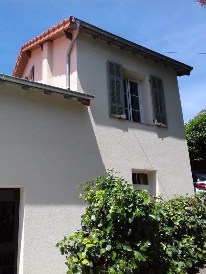 Studio 22M2 Vence Centre Au Calme Apartment Bagian luar foto