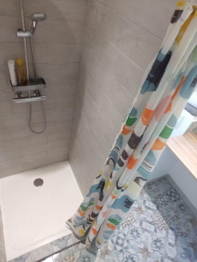 Studio 22M2 Vence Centre Au Calme Apartment Bagian luar foto